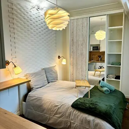 Apartment Champs-elysees - For 2 People Paris