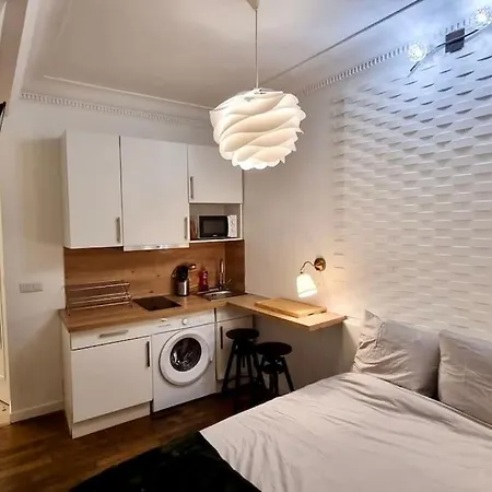 Champs-elysees - For 2 People *