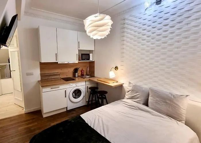 Apartment Champs-elysees - For 2 People Paris