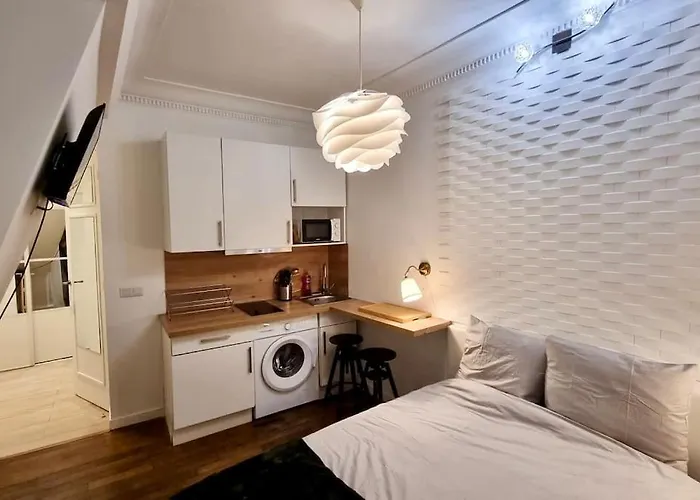 Champs-elysees - For 2 People *